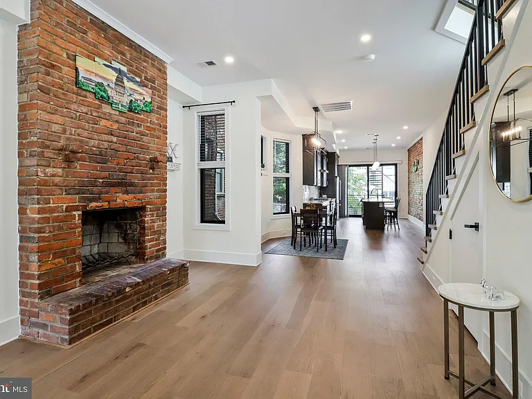 29 N St NW #2 — Photo 6