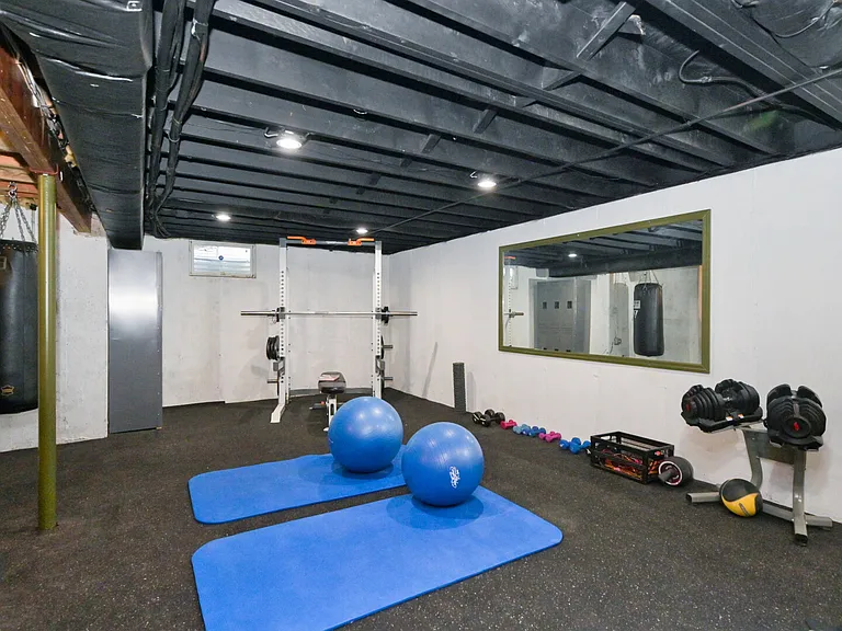 207 Six Pole Hwy — Photo 16