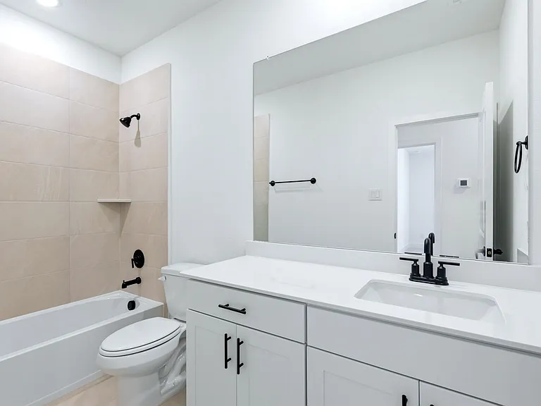 7143 Lathrop Ln — Photo 15