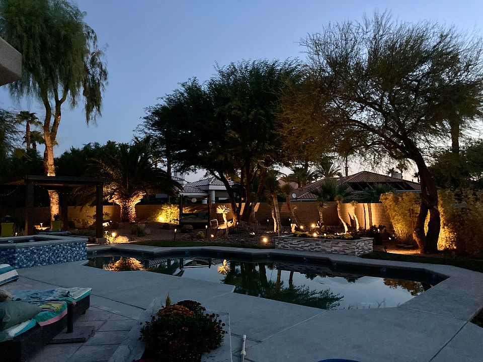 1st image of 7428 Silver Palm Ave