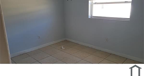 2nd image of 820 NW 26th Ave
