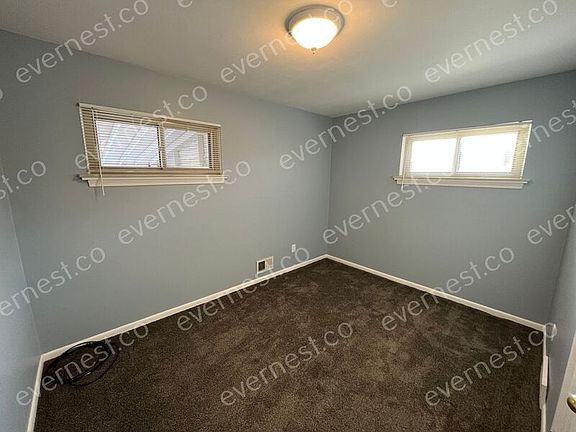 4th image of 31942 Lamar Dr