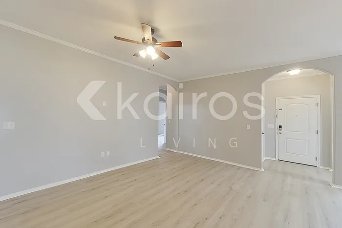 4 bed, 2.0 bath, 1587 sqft, $2,095 — Photo 2