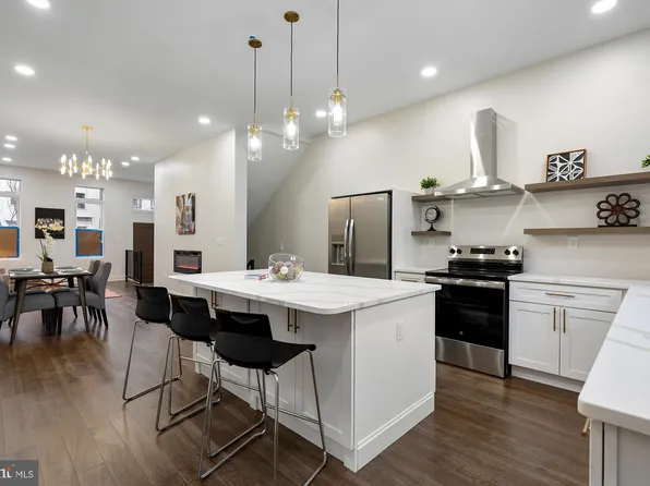 313 N Fulton Ave, Baltimore, MD 21223