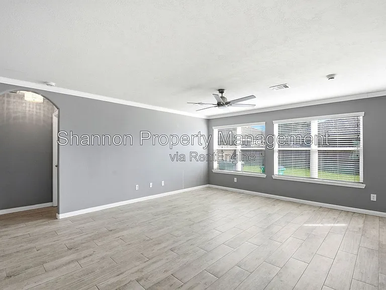 21103 N Valley Ct — Photo 5