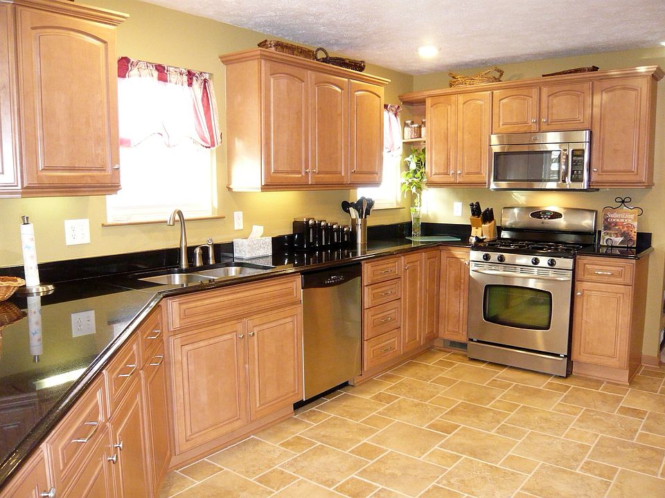 1st image of 110 Valley Forge Dr