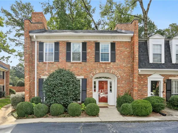 7 Newport Pl NW, Atlanta, GA 30318