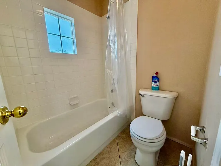 6068 Laughing Creek St — Photo 13