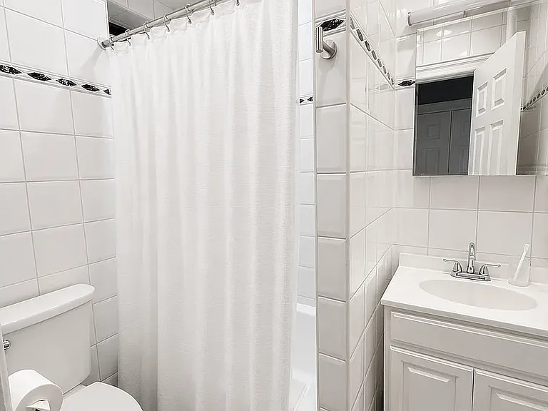 412 Cathedral Pkwy #411 — Photo 4