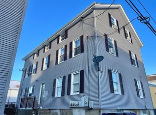 122 Davis St, Fall River, MA 02720
