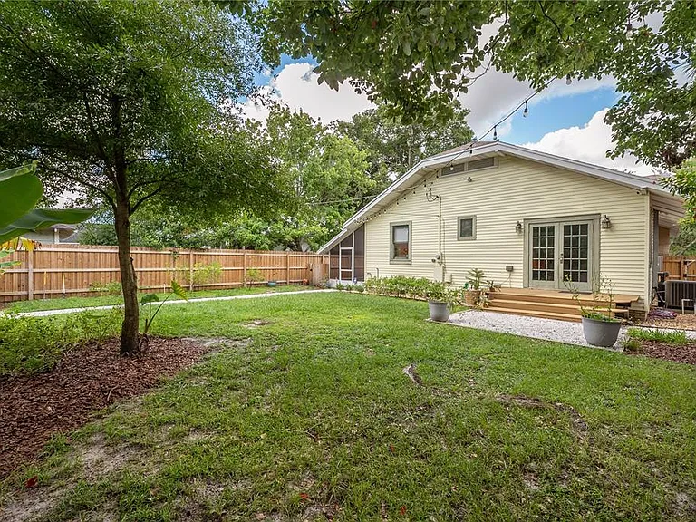 5207 N Suwanee Ave — Photo 44
