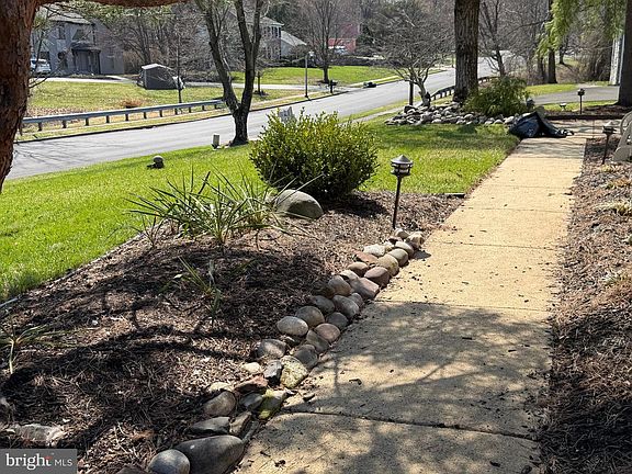 4th image of 1038 Fawn Dr