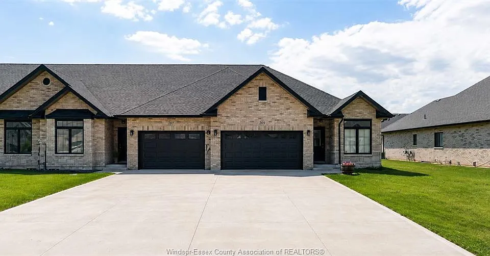 269 Livingstone Cres