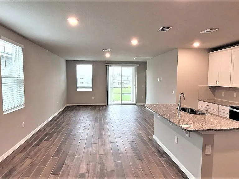 836 Rivers Crossing St — Photo 9
