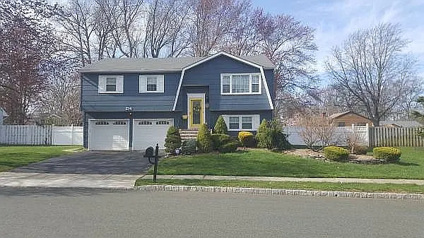 214 W Shirley Ave photo 1