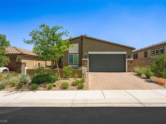 2nd image of 1301 Luna Del Oro Ln