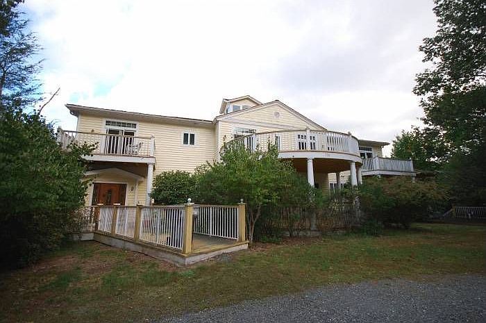 726 Sunrise Valley Dr.