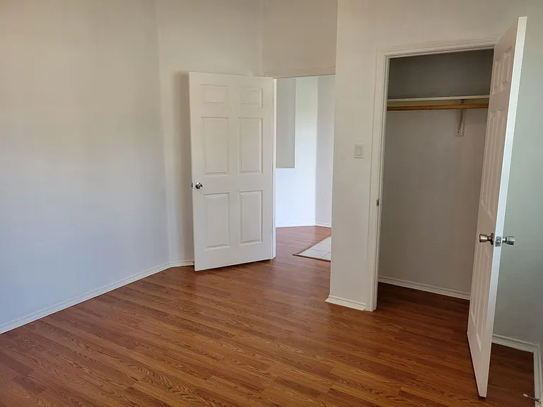 4901 Palm Ridge Dr — Photo 3