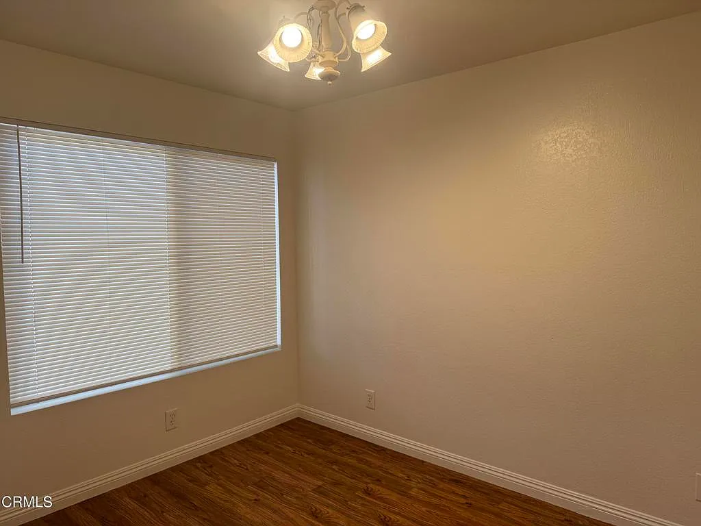 3 bed, 3.0 bath, 1500 sqft, $2,950 — Photo 2