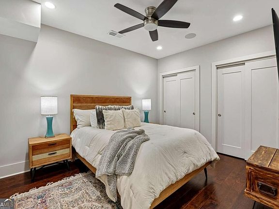 4th image of 307 Canton Way