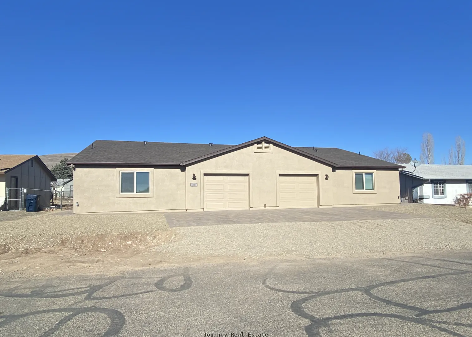 2868 N Superstition Ln — Photo 2
