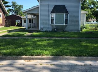 935 W Arch St, Portland, IN 47371