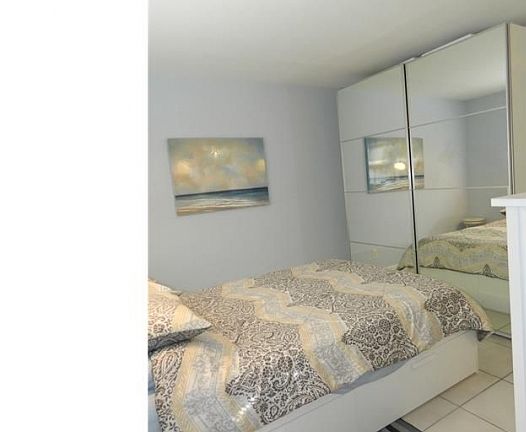 3rd image of 417 NE 17th Ave APT 2