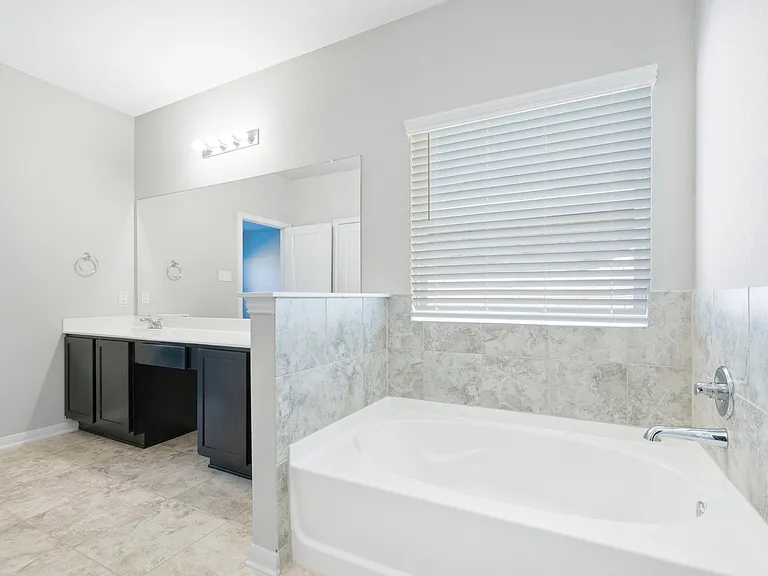 8907 Arundal Gdn — Photo 19