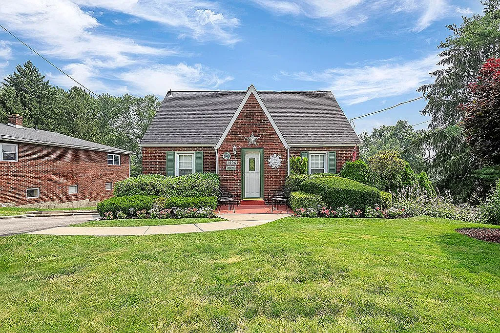 1506 James St photo 1