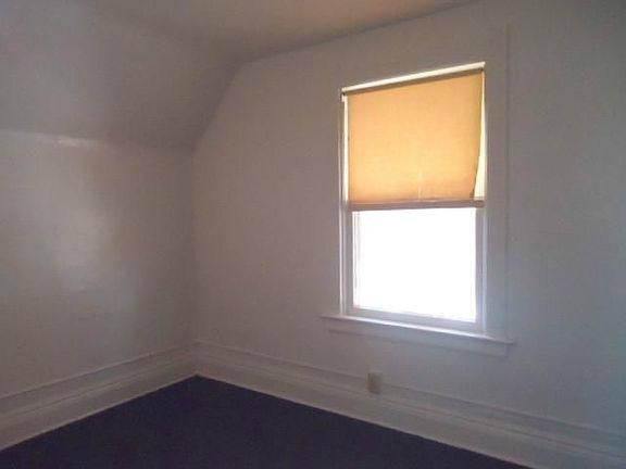 5th image of 852 Atlantic Ave