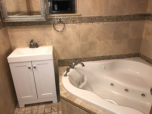 Rented by Beekman Street Realty | media 23