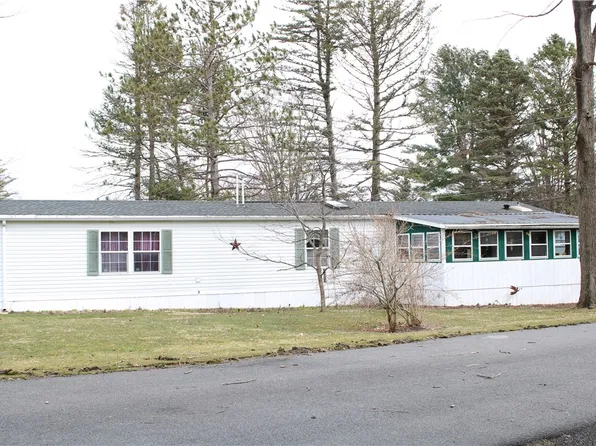 61 Cheryl Dr, Honeoye, NY 14471