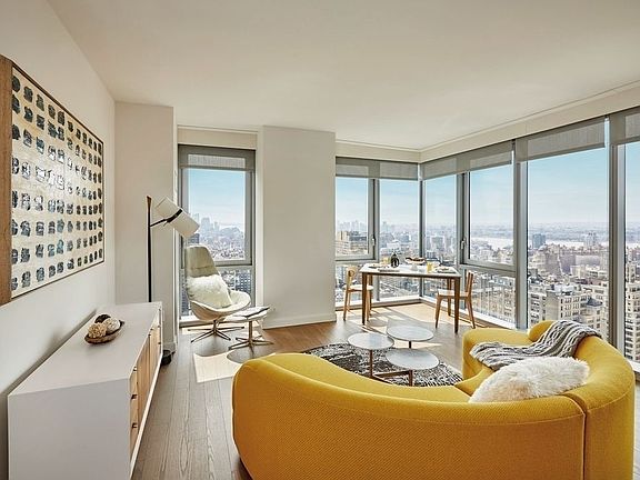 4th image of 100 W 31st St APT 29D