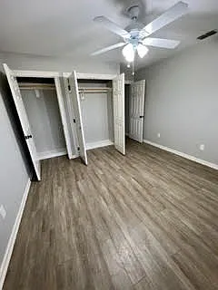 1610 W Kuhn St #3 — Photo 2