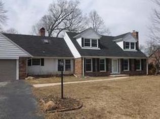 2800 Wexford Rd, Racine, WI 53405