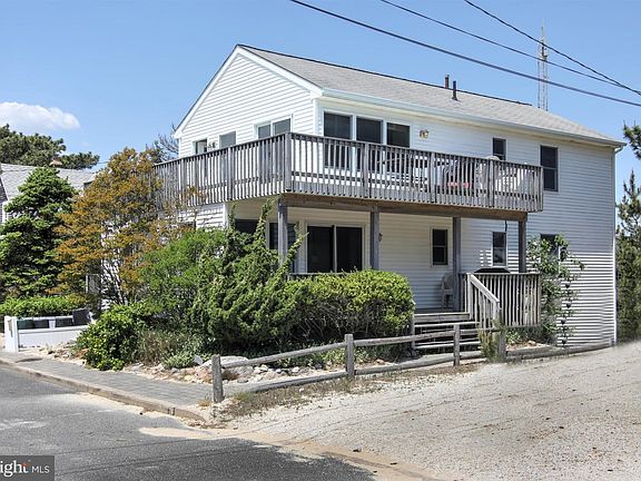 5th image of 125 E 31st St #129