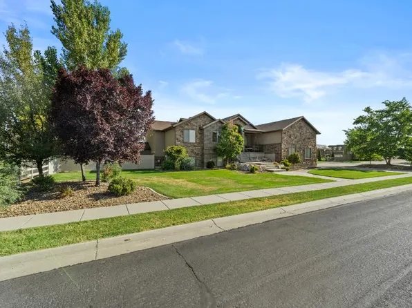 4894 W 4750 S, West Haven, UT 84401