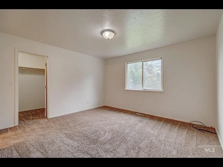 1400 W Hasket Ct — Photo 9