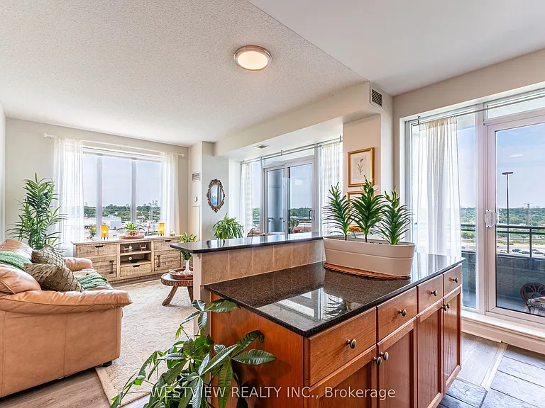 2119 Lake Shore Blvd W #1004 — Photo 3