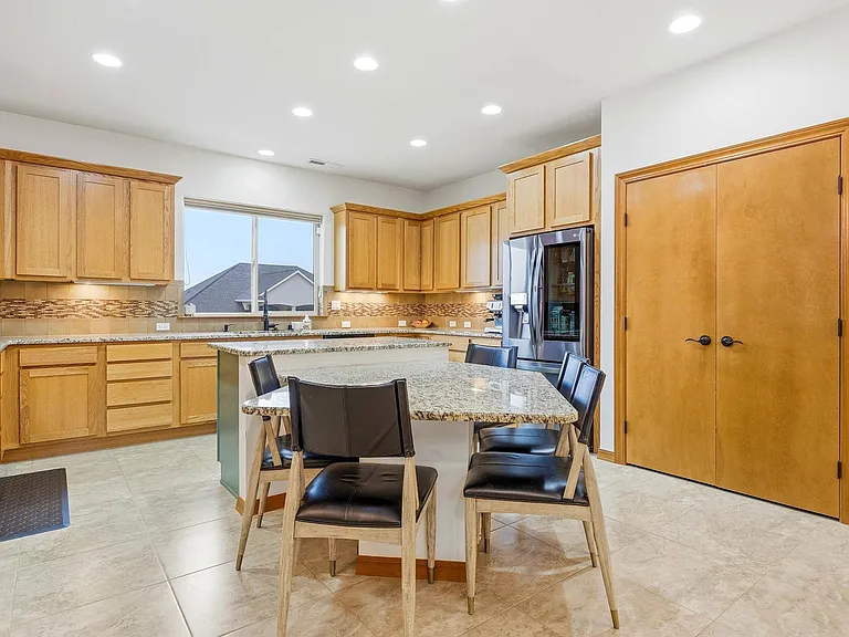 477 Heritage Hills Dr — Photo 15