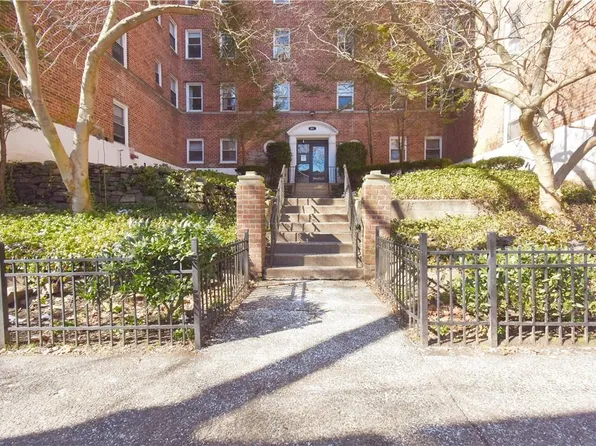 801 Bronx River Road #5E, Bronxville, NY 10708