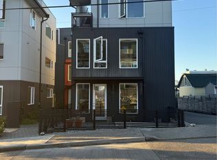 2062 SW Charlestown St, Seattle, WA 98106