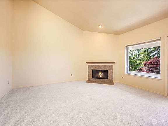 5th image of 3540 Lake Washington Boulevard SE #210