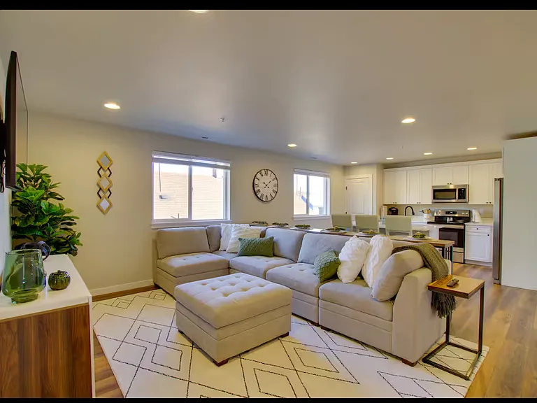 210 Tyler Ln #101 — Photo 6