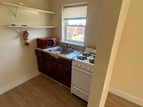 718 E Chester Pike APT A, Ridley Park, PA 19078