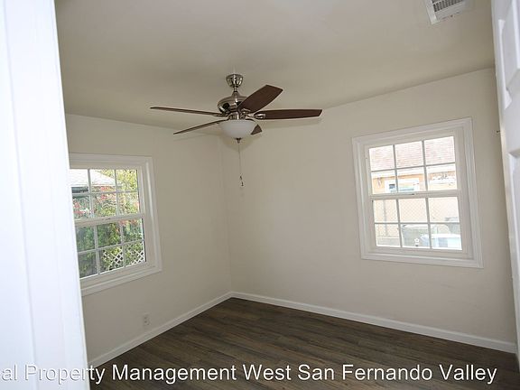 5th image of 700 1/2 S Kalisher St