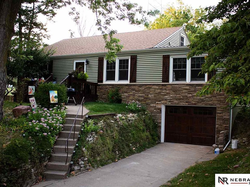 1st image of 616 Avenue G