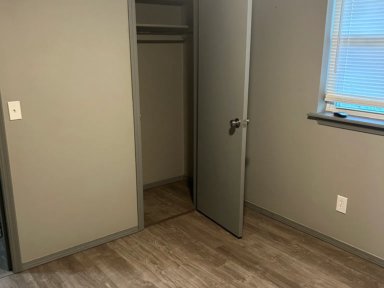 1 bed, 1036 sqft, $750 — Photo 2