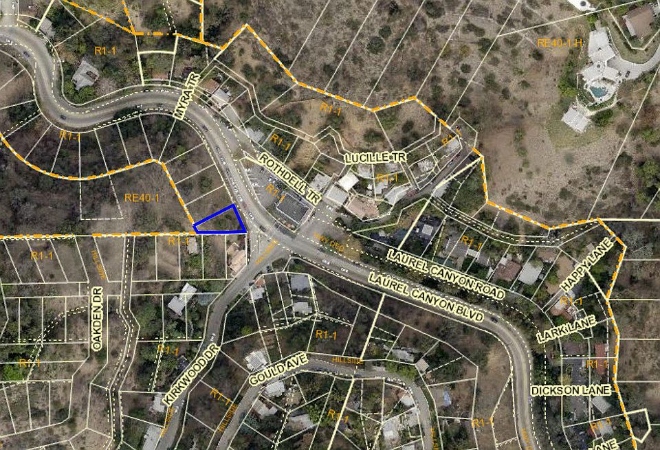 2nd image of 2105 Laurel Canyon Blvd