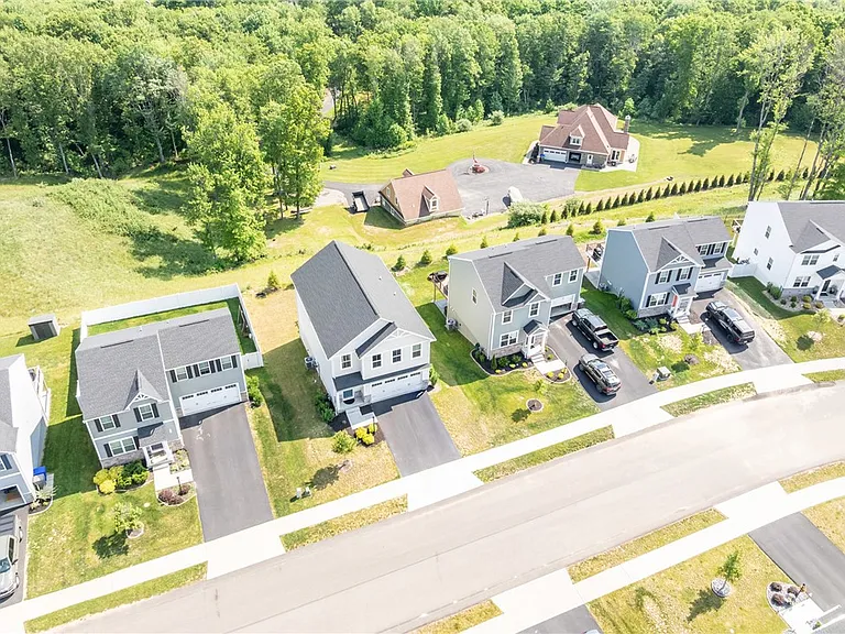 309 Arden Dr — Photo 42